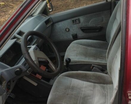 Красный Мицубиси Кольт, объемом двигателя 1.5 л и пробегом 12 тыс. км за 310 $, фото 4 на Automoto.ua