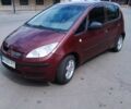 Красный Мицубиси Кольт, объемом двигателя 1.3 л и пробегом 350 тыс. км за 3850 $, фото 1 на Automoto.ua