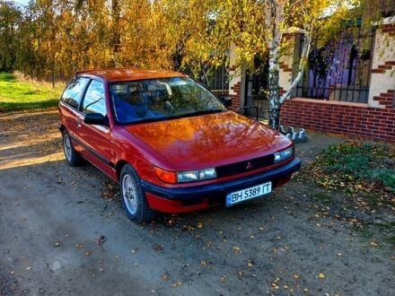 Червоний Міцубісі Кольт, об'ємом двигуна 1.5 л та пробігом 395 тис. км за 1300 $, фото 1 на Automoto.ua