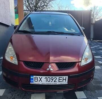 Міцубісі Кольт 2006 у Хмельницькому на Automoto.ua Червоний Міцубісі Кольт, об'ємом двигуна 1.33 л та пробігом 230 тис. км за 3700 $, фото 1 на Automoto.ua