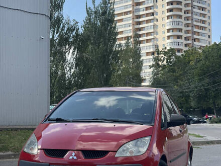 Червоний Міцубісі Кольт, об'ємом двигуна 1.3 л та пробігом 224 тис. км за 3700 $, фото 1 на Automoto.ua