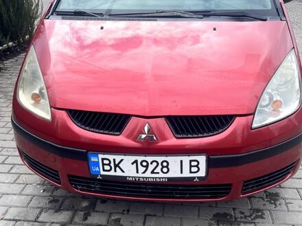 Міцубісі Кольт 2007 у Рівному на Automoto.ua Червоний Міцубісі Кольт, об'ємом двигуна 1.3 л та пробігом 193 тис. км за 4200 $, фото 1 на Automoto.ua