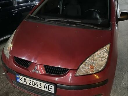 Міцубісі Кольт 2007 у Вышгороде на Automoto.ua Червоний Міцубісі Кольт, об'ємом двигуна 1.3 л та пробігом 250 тис. км за 2550 $, фото 1 на Automoto.ua