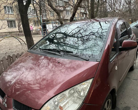 Красный Мицубиси Кольт, объемом двигателя 1.33 л и пробегом 180 тыс. км за 3700 $, фото 1 на Automoto.ua