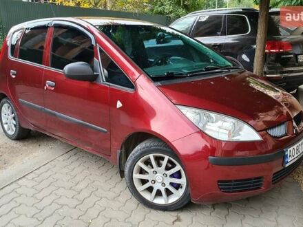 Міцубісі Кольт 2007 у Ужгороді на Automoto.ua Червоний Міцубісі Кольт, об'ємом двигуна 1.3 л та пробігом 215 тис. км за 4000 $, фото 1 на Automoto.ua