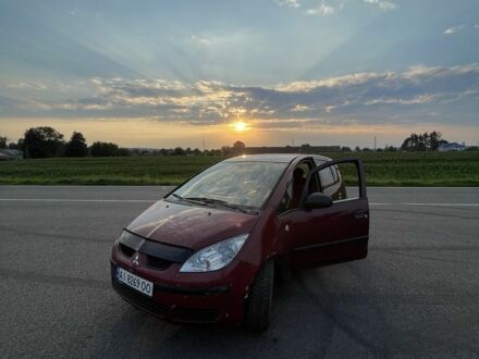 Міцубісі Кольт 2007 у Ромнах на Automoto.ua Червоний Міцубісі Кольт, об'ємом двигуна 1.3 л та пробігом 279 тис. км за 3100 $, фото 1 на Automoto.ua