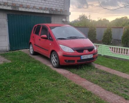 Червоний Міцубісі Кольт, об'ємом двигуна 1.3 л та пробігом 215 тис. км за 4432 $, фото 1 на Automoto.ua