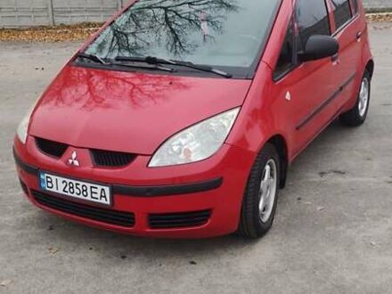 Красный Мицубиси Кольт, объемом двигателя 1.33 л и пробегом 210 тыс. км за 4500 $, фото 1 на Automoto.ua