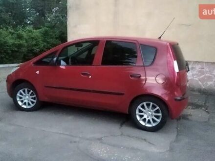 Червоний Міцубісі Кольт, об'ємом двигуна 1.3 л та пробігом 150 тис. км за 4600 $, фото 1 на Automoto.ua