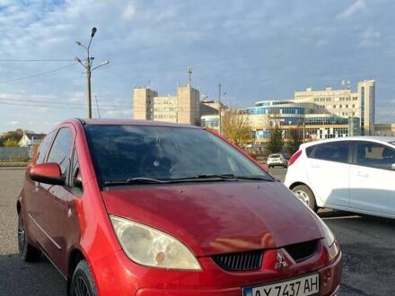 Красный Мицубиси Кольт, объемом двигателя 1.33 л и пробегом 230 тыс. км за 4700 $, фото 1 на Automoto.ua