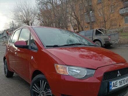 Красный Мицубиси Кольт, объемом двигателя 1.3 л и пробегом 130 тыс. км за 5300 $, фото 1 на Automoto.ua