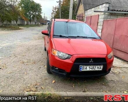 Красный Мицубиси Кольт, объемом двигателя 1.3 л и пробегом 165 тыс. км за 5300 $, фото 1 на Automoto.ua