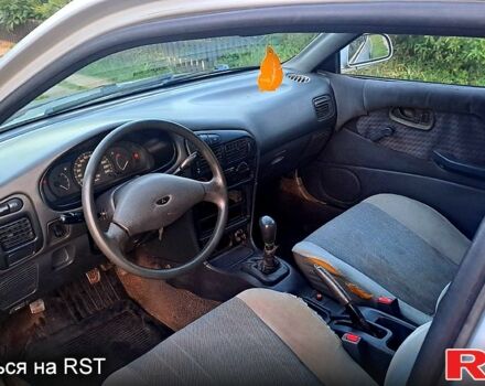 Мицубиси Кольт, объемом двигателя 1.3 л и пробегом 0 тыс. км за 780 $, фото 5 на Automoto.ua