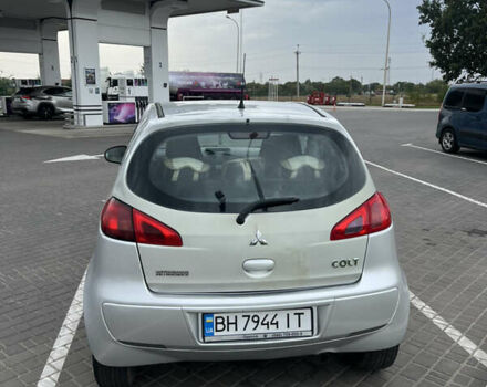 Мицубиси Кольт, объемом двигателя 1.3 л и пробегом 207 тыс. км за 4200 $, фото 3 на Automoto.ua