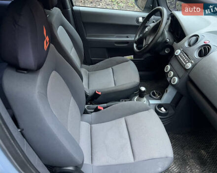 Мицубиси Кольт, объемом двигателя 1.3 л и пробегом 161 тыс. км за 3950 $, фото 5 на Automoto.ua