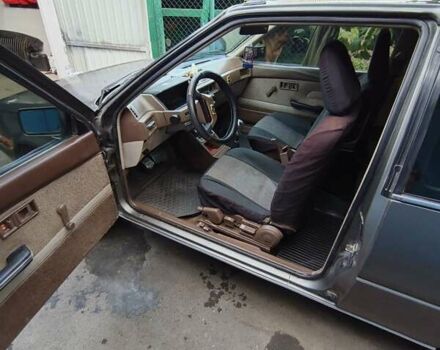 Сірий Міцубісі Кольт, об'ємом двигуна 1.5 л та пробігом 340 тис. км за 1100 $, фото 3 на Automoto.ua
