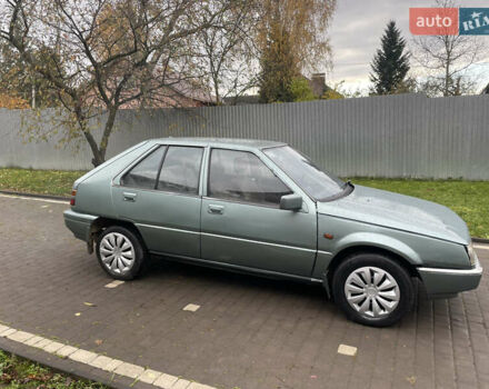 Міцубісі Кольт 1987 у Чернівцях на Automoto.ua Сірий Міцубісі Кольт, об'ємом двигуна 1.8 л та пробігом 232 тис. км за 600 $, фото 5 на Automoto.ua