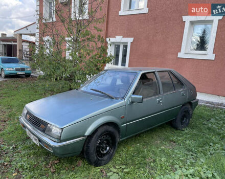 Серый Мицубиси Кольт, объемом двигателя 1.8 л и пробегом 232 тыс. км за 850 $, фото 1 на Automoto.ua