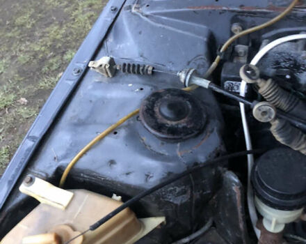 Серый Мицубиси Кольт, объемом двигателя 1.5 л и пробегом 290 тыс. км за 399 $, фото 4 на Automoto.ua