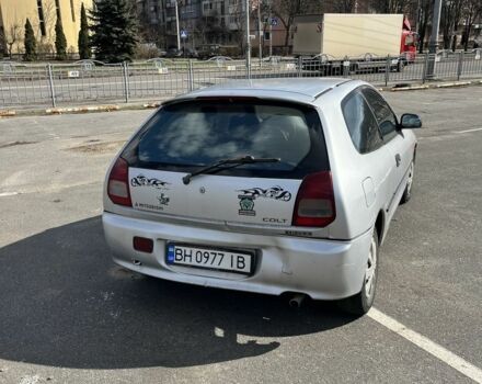 Серый Мицубиси Кольт, объемом двигателя 1.6 л и пробегом 316 тыс. км за 800 $, фото 4 на Automoto.ua
