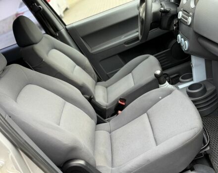 Сірий Міцубісі Кольт, об'ємом двигуна 1.3 л та пробігом 200 тис. км за 3550 $, фото 16 на Automoto.ua