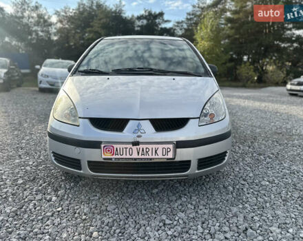 Міцубісі Кольт 2004 у Кам'янське (Дніпродзержинськ) на Automoto.ua Сірий Міцубісі Кольт, об'ємом двигуна 1.3 л та пробігом 160 тис. км за 3900 $, фото 1 на Automoto.ua