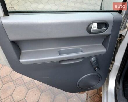 Міцубісі Кольт 2004 у Львові на Automoto.ua Сірий Міцубісі Кольт, об'ємом двигуна 1.3 л та пробігом 210 тис. км за 3500 $, фото 18 на Automoto.ua