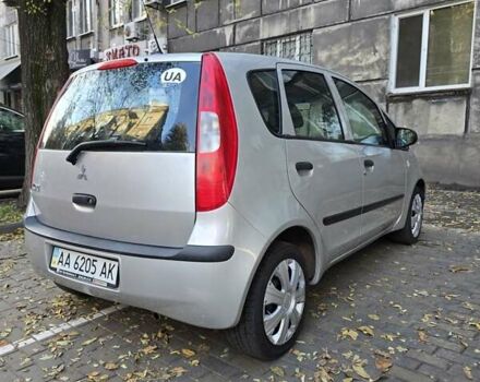 Міцубісі Кольт 2004 у Кам'янське (Дніпродзержинськ) на Automoto.ua Сірий Міцубісі Кольт, об'ємом двигуна 1.3 л та пробігом 170 тис. км за 4400 $, фото 4 на Automoto.ua