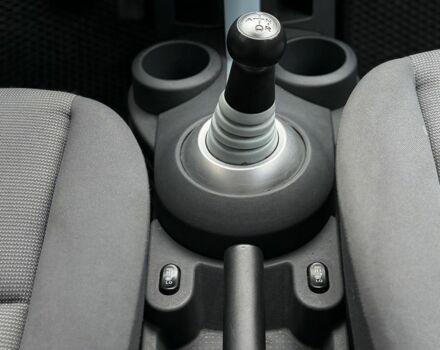 Сірий Міцубісі Кольт, об'ємом двигуна 1.3 л та пробігом 200 тис. км за 3550 $, фото 15 на Automoto.ua