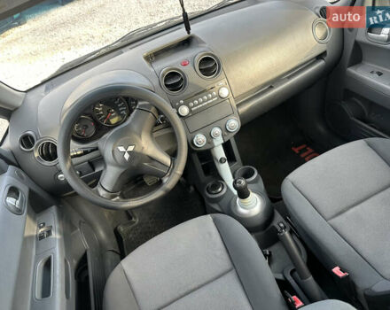 Міцубісі Кольт 2004 у Кам'янське (Дніпродзержинськ) на Automoto.ua Сірий Міцубісі Кольт, об'ємом двигуна 1.3 л та пробігом 160 тис. км за 3900 $, фото 7 на Automoto.ua