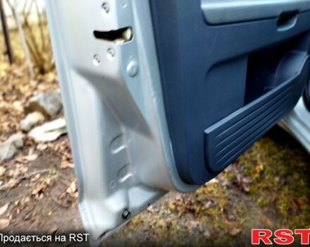 Серый Мицубиси Кольт, объемом двигателя 1.3 л и пробегом 191 тыс. км за 3800 $, фото 4 на Automoto.ua