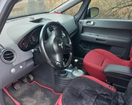 Серый Мицубиси Кольт, объемом двигателя 1.5 л и пробегом 179 тыс. км за 4700 $, фото 5 на Automoto.ua