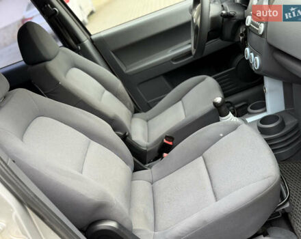 Сірий Міцубісі Кольт, об'ємом двигуна 1.3 л та пробігом 275 тис. км за 3390 $, фото 17 на Automoto.ua