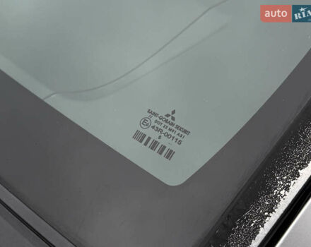 Серый Мицубиси Кольт, объемом двигателя 1.33 л и пробегом 129 тыс. км за 3950 $, фото 16 на Automoto.ua