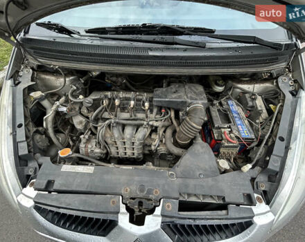 Сірий Міцубісі Кольт, об'ємом двигуна 1.3 л та пробігом 139 тис. км за 4400 $, фото 10 на Automoto.ua