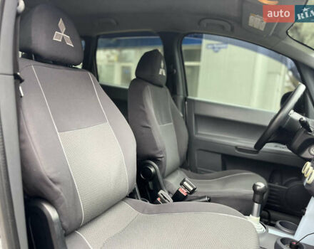 Сірий Міцубісі Кольт, об'ємом двигуна 1.33 л та пробігом 144 тис. км за 4999 $, фото 8 на Automoto.ua