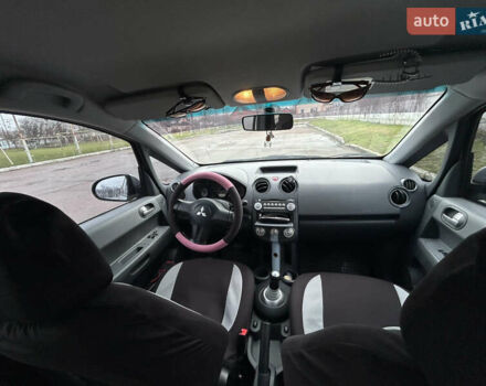 Сірий Міцубісі Кольт, об'ємом двигуна 1.3 л та пробігом 139 тис. км за 4400 $, фото 7 на Automoto.ua
