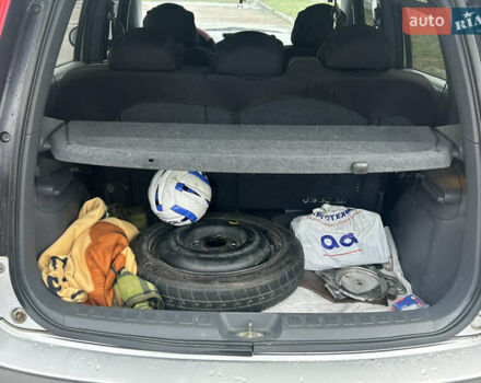 Сірий Міцубісі Кольт, об'ємом двигуна 1.3 л та пробігом 139 тис. км за 4400 $, фото 11 на Automoto.ua