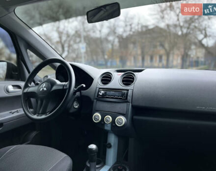 Сірий Міцубісі Кольт, об'ємом двигуна 1.33 л та пробігом 144 тис. км за 4999 $, фото 10 на Automoto.ua