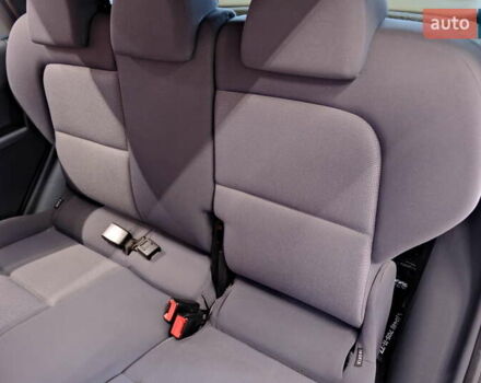 Сірий Міцубісі Кольт, об'ємом двигуна 1.3 л та пробігом 156 тис. км за 4400 $, фото 28 на Automoto.ua