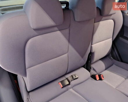 Сірий Міцубісі Кольт, об'ємом двигуна 1.3 л та пробігом 156 тис. км за 4400 $, фото 32 на Automoto.ua