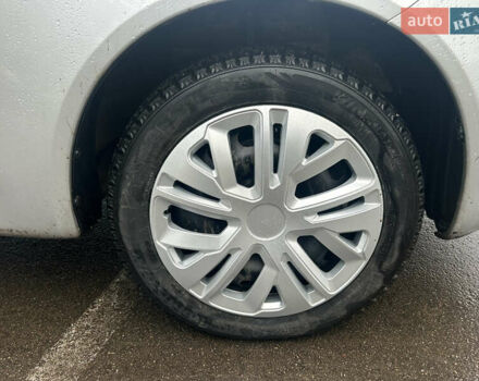 Сірий Міцубісі Кольт, об'ємом двигуна 1.3 л та пробігом 139 тис. км за 4400 $, фото 14 на Automoto.ua