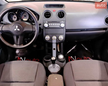 Сірий Міцубісі Кольт, об'ємом двигуна 1.3 л та пробігом 156 тис. км за 4400 $, фото 37 на Automoto.ua