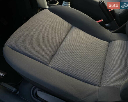 Міцубісі Кольт 2006 у Одесі на Automoto.ua Сірий Міцубісі Кольт, об'ємом двигуна 1.33 л та пробігом 66 тис. км за 4900 $, фото 36 на Automoto.ua