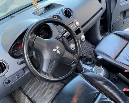 Серый Мицубиси Кольт, объемом двигателя 1.5 л и пробегом 185 тыс. км за 4500 $, фото 6 на Automoto.ua