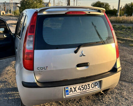 Мицубиси Кольт 2006 в Сахновщине на Automoto.ua Серый Мицубиси Кольт, объемом двигателя 1.33 л и пробегом 209 тыс. км за 3200 $, фото 4 на Automoto.ua