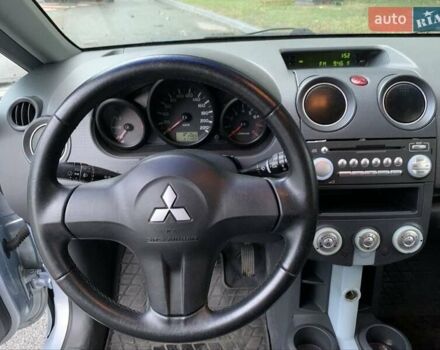 Серый Мицубиси Кольт, объемом двигателя 1.3 л и пробегом 200 тыс. км за 4500 $, фото 1 на Automoto.ua