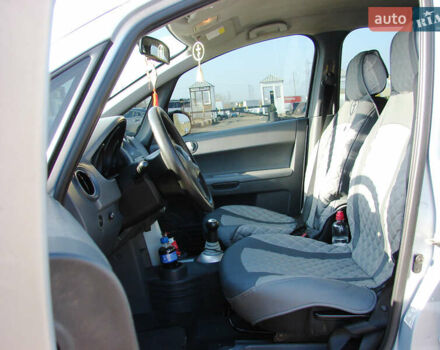 Сірий Міцубісі Кольт, об'ємом двигуна 1.33 л та пробігом 203 тис. км за 4600 $, фото 7 на Automoto.ua