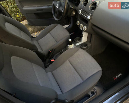 Міцубісі Кольт 2006 у Одесі на Automoto.ua Сірий Міцубісі Кольт, об'ємом двигуна 1.33 л та пробігом 66 тис. км за 4900 $, фото 56 на Automoto.ua