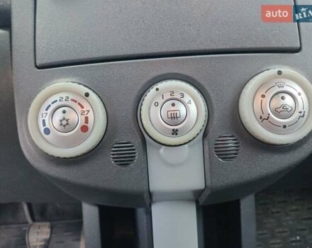 Мицубиси Кольт 2006 в Львове на Automoto.ua Серый Мицубиси Кольт, объемом двигателя 1.3 л и пробегом 179 тыс. км за 3890 $, фото 18 на Automoto.ua